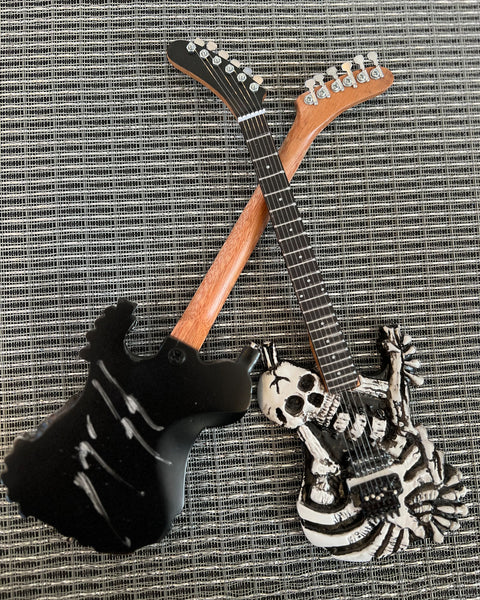 REAL AUTOGRAPHED - George Lynch Skull & Bones J.FROG Mini Guitar Replica- LIMITED