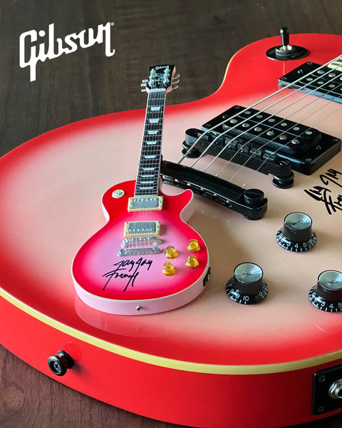 REAL AUTOGRAPHED - Gibson Les Paul Jay Jay French Twisted Sister Pinkburst 1:4 Scale Mini Guitar Model