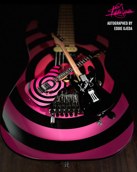 REAL AUTOGRAPH - Eddie Ojeda "Bulls Eye" TWISTED SISTER Mini Guitar - ORIGINAL