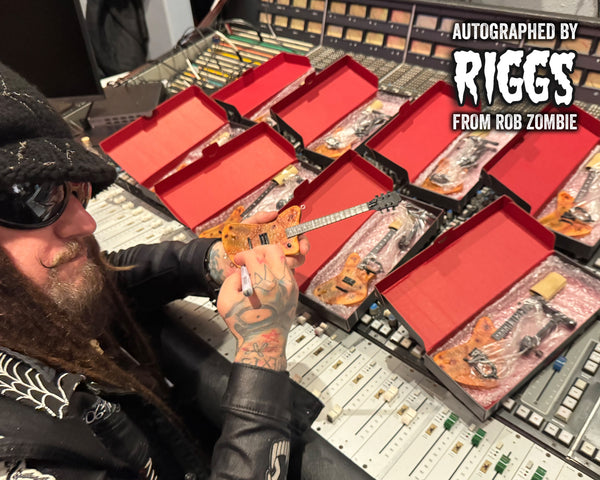 REAL AUTOGRAPH - RIGGS Signature "Pigskin" Mini Guitar - Rob Zombie