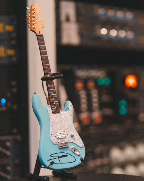 Tom Delonge Signed Surf Green Fender Strat Mini Guitar